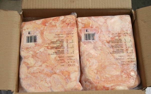 巴西冷凍雞肉進(jìn)口報關(guān)手續(xù)到天津代理雞胸皮案例