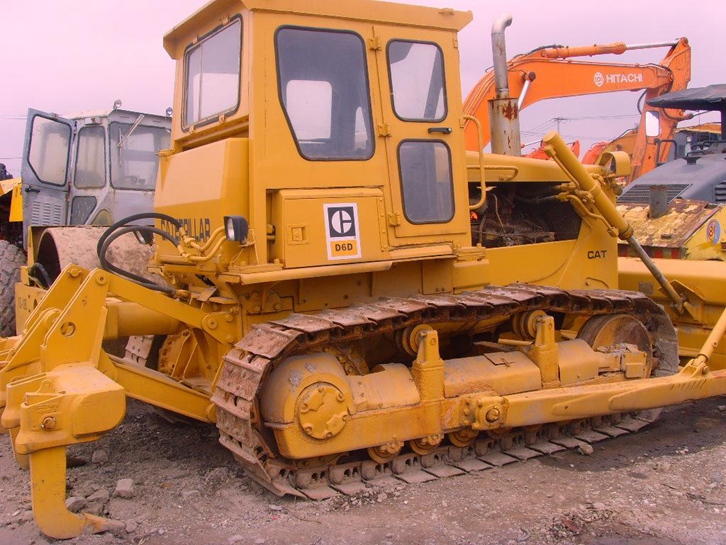 美國農(nóng)機設(shè)備進(jìn)口報關(guān)流程到天津履帶式推土機案例